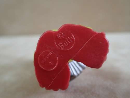 Vintage Bully Astrosniks figure 10. Shipping will only be charged once!