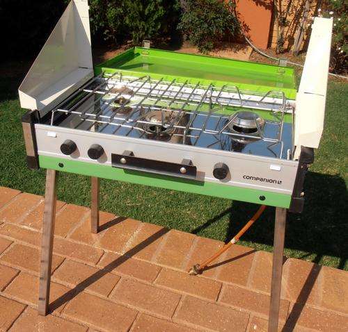 Companion portable 3 burner stove, never used! WENDYHOUSE-MANIA!