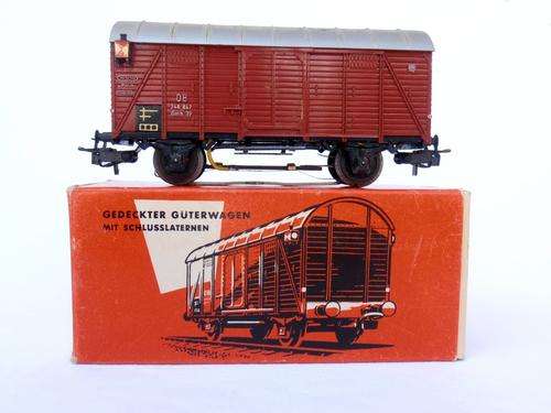 Vintage 1960's Marklin 4506 closed goods van, tail lights, HO scale, EXC. CONDITION, COLLECTO-MANIA!