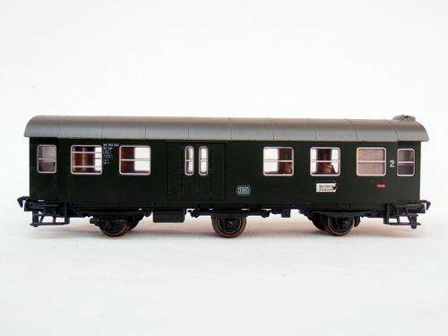 Roco 3-axle wagon, HO scale, very good condition! WENDYHOUSE-MANIA!