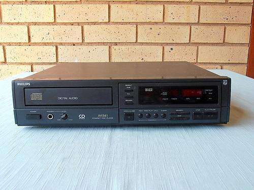 PHILIPS AK641 CD PLAYER
