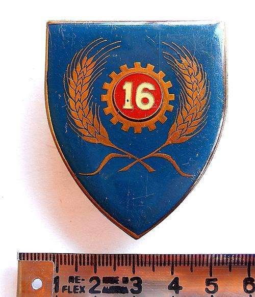 16 Maintenance Unit "small 16" flash, badge. Shipping will only be charged once!