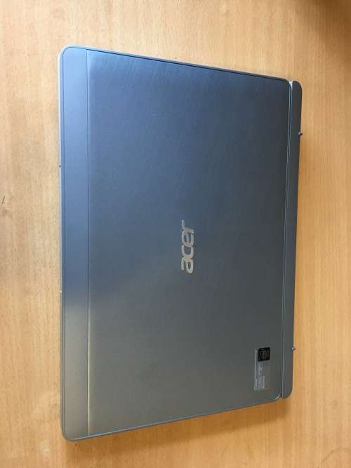 Acer Aspire Switch 10 SW5-012-151U Gentle Gray