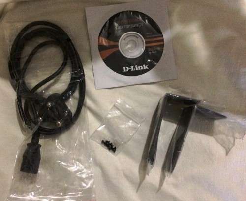 D-Link DGS-1016D 16-Port Gigabit Desktop Rackmount Switch Includes Free Shipping!