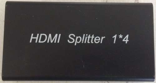 HDMI Splitter 1 Input X 4 HDMI Splitter With Power Adapter Like new!
