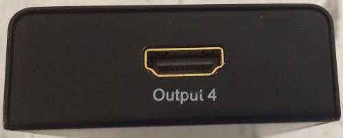 HDMI Splitter 1 Input X 4 HDMI Splitter With Power Adapter Like new!