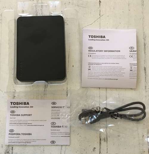 Toshiba 1TB USB3 Canvio Basics External Portable Hard Drive Like New!