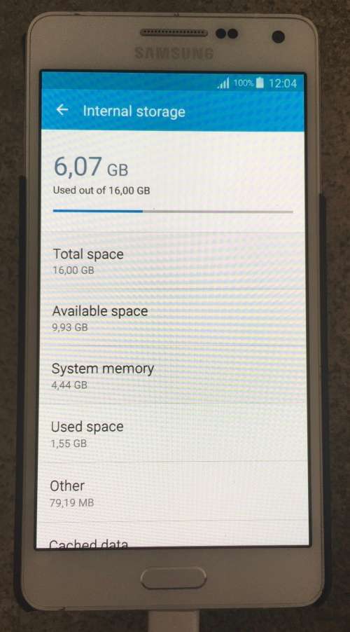 Samsung Galaxy A5 Phone Including original Charger And Holder - FREE SHIPPING!