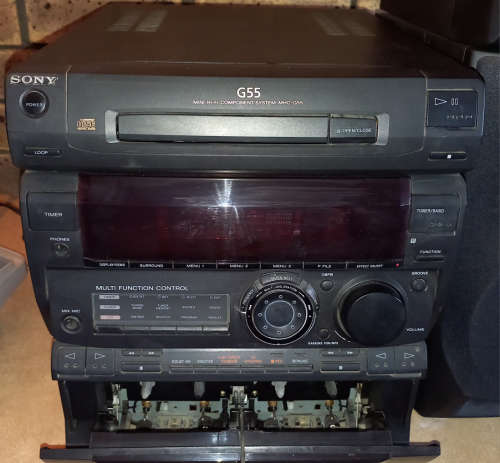 Sony Mini HiFi Model HCD-551