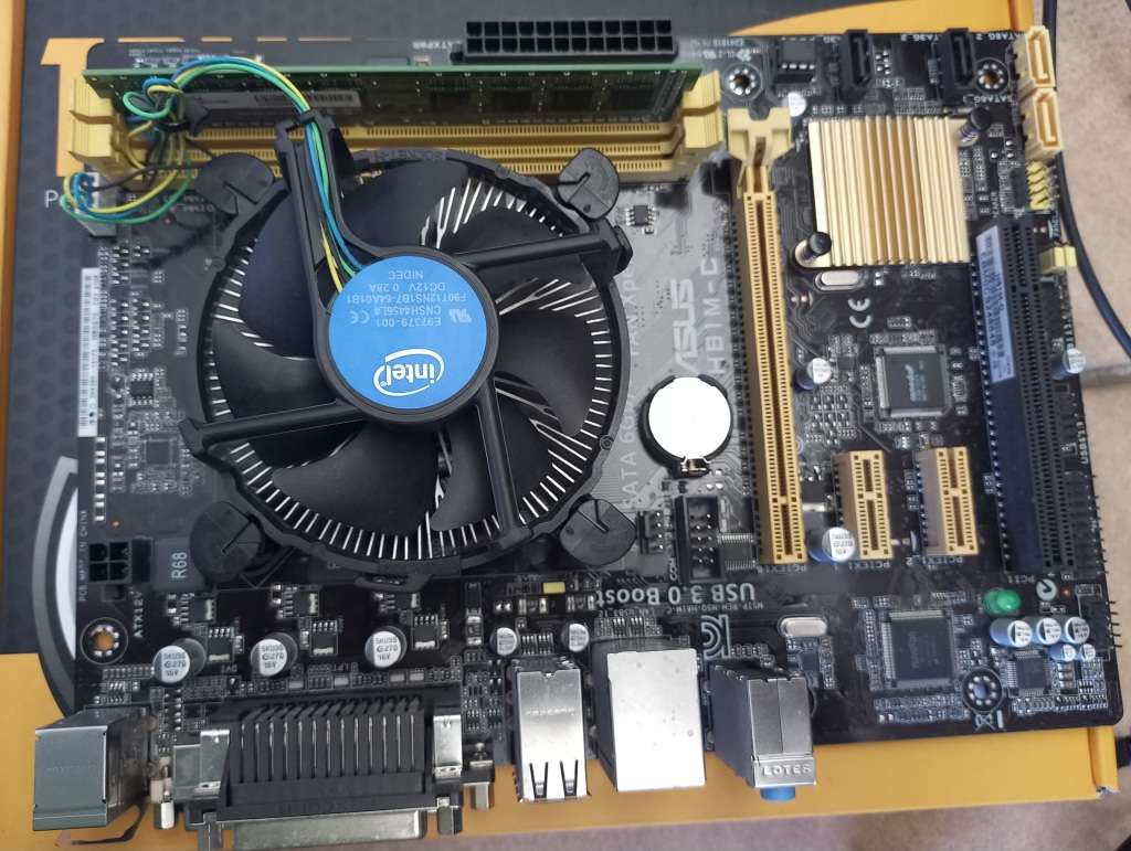 Asus H81M-C Motherboard BundlePentium G3250 3.20GHZ CPU 4GB Ram 500Gb Hard Drive Win 10 Preactivated