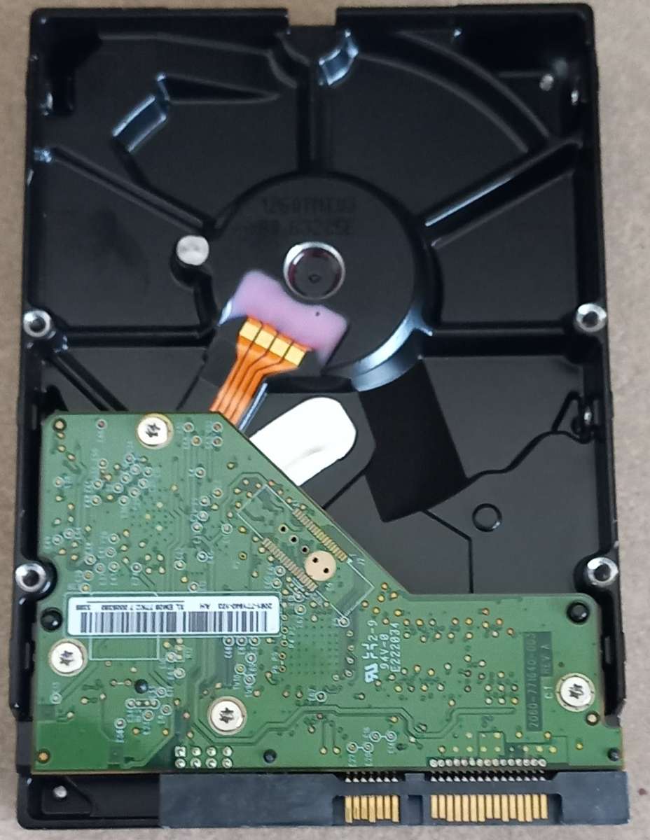 Western Digital 500GB Blue Desktop Hard Drive (includes free sata cable)