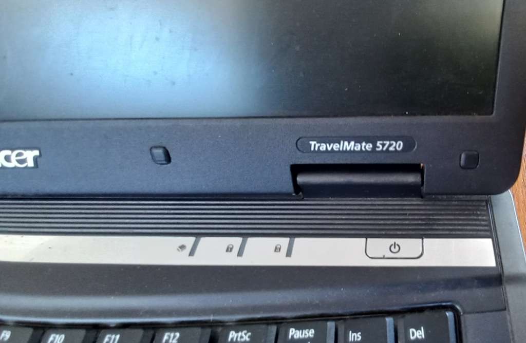 Acer Travelmate 5720 Laptop 1.8GHZ CPU 4GB Ram