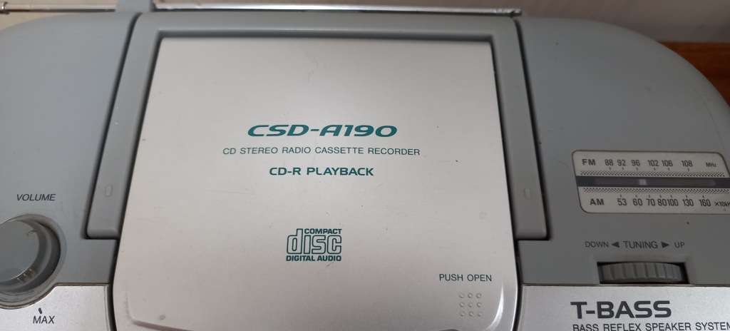 Aiwa CSD-A190 Portable Radio Cassette & CD Player
