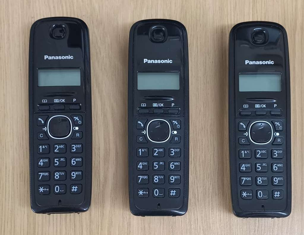 Panasonic Cordless Phone Set Of 3 Model KX-TG1613SAH With Base Station
