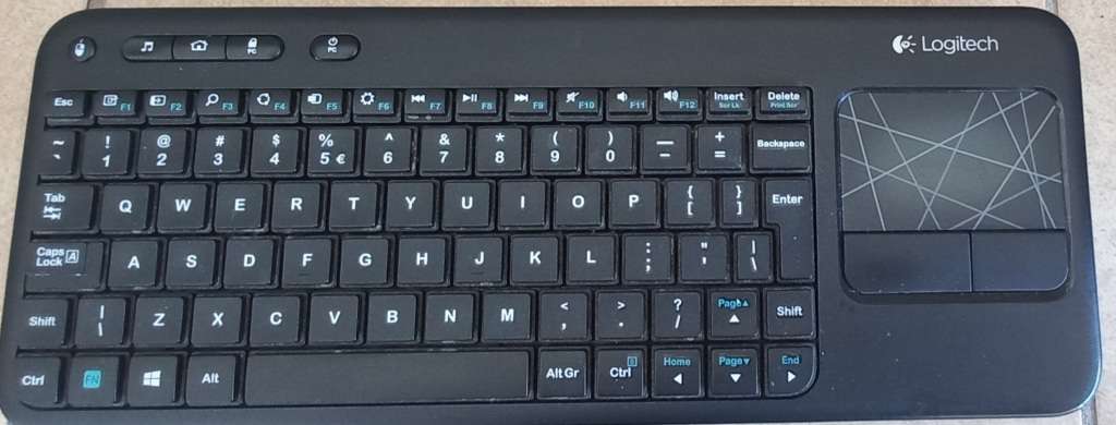 Logitech Wireless K400R Slim Keyboard Touchpad & Nano Transceiver
