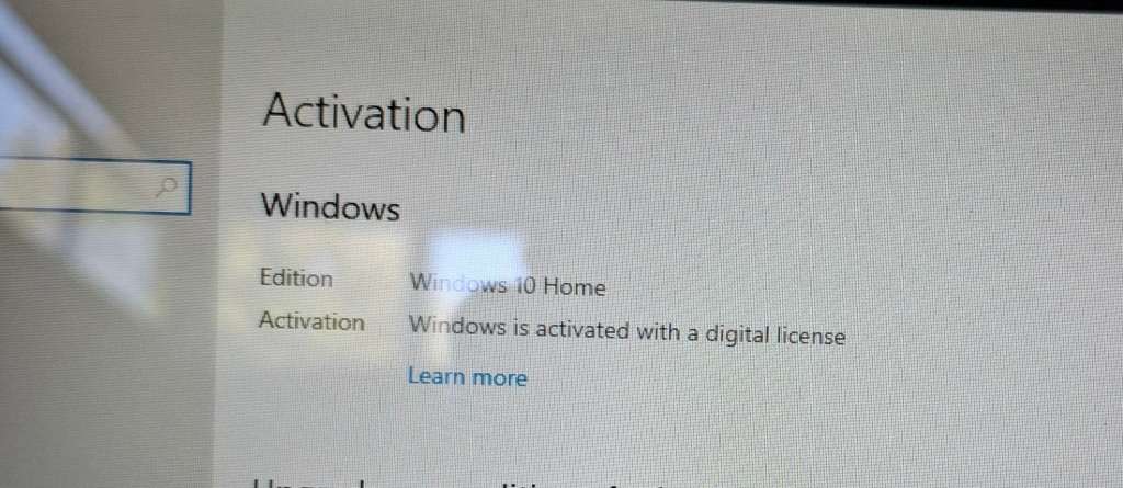 Dell Silver 11.6` Inspiron 3157 touch screen 2-in-1 Convertible Laptop PC with Intel Celeron N3050