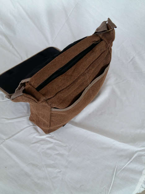 Brown) Canvas Shoulder Bag