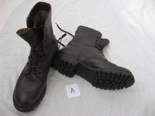 SADF  brown army boots