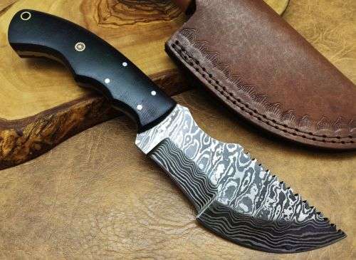 Damascus Steel Tracker Knife