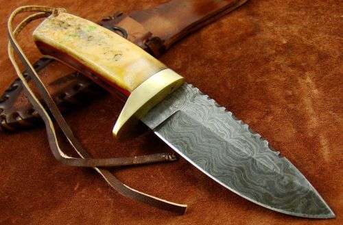 Handmade Damascus Steel Knife