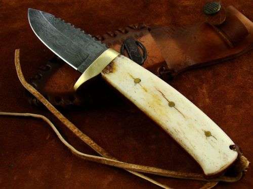 Handmade Damascus Steel Knife