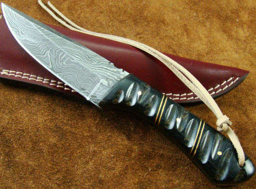 Hand Made Damascus Steel Knife