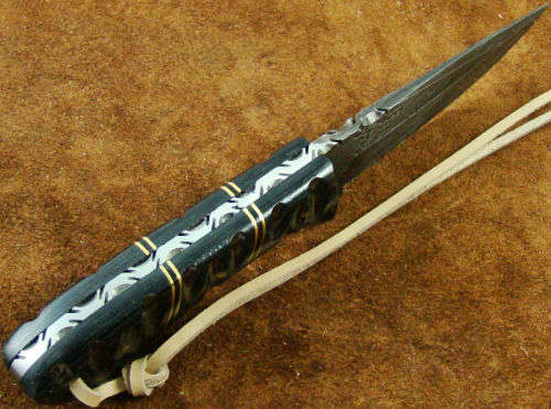 Hand Made Damascus Steel Knife