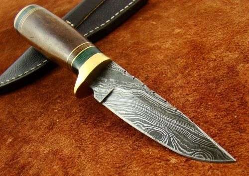 Handmade Damascus Steel Knife