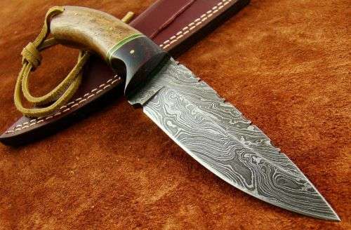 Handmade Damascus Steel Knife