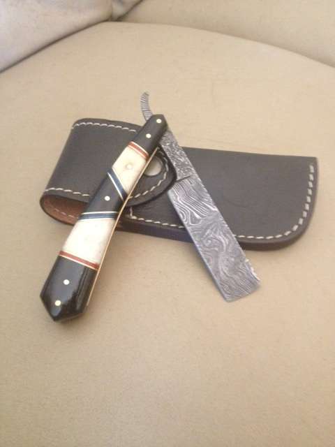 Hand Made Damascus Steel Razor-LAST TO BE AUCTIONED !!!