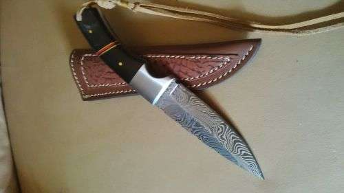 Hand Made Damascus Steel Knife