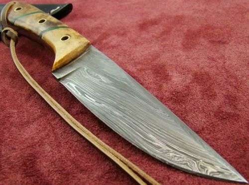 Hand Made Damascus Steel Knife