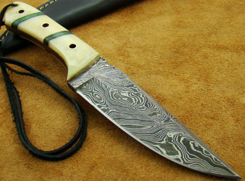 Hand Made Damascus Steel Knife