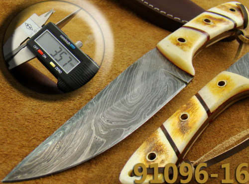 Hand Made Damascus Steel Knife
