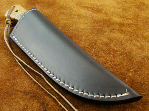 Hand Made Damascus Steel Knife