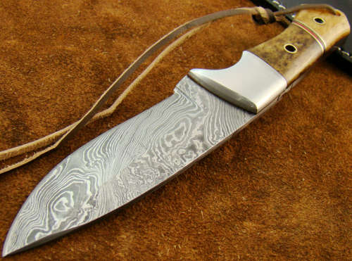 Hand Made Damascus Steel Knife