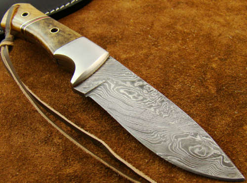 Hand Made Damascus Steel Knife