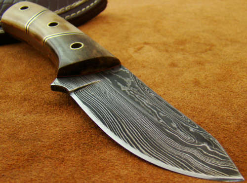 Hand Made Damascus Steel Skinning Knife