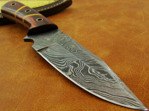 Hand Made Damascus Steel Knife