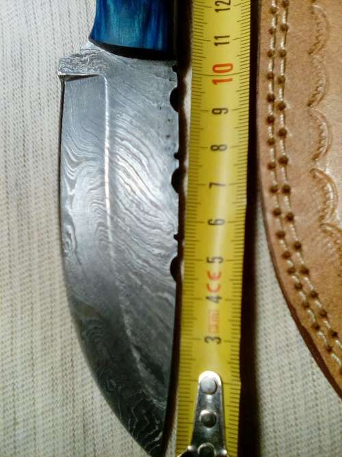 Hand Made Damascus Steel Hunting Knife