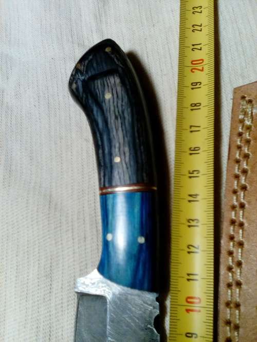 Hand Made Damascus Steel Hunting Knife