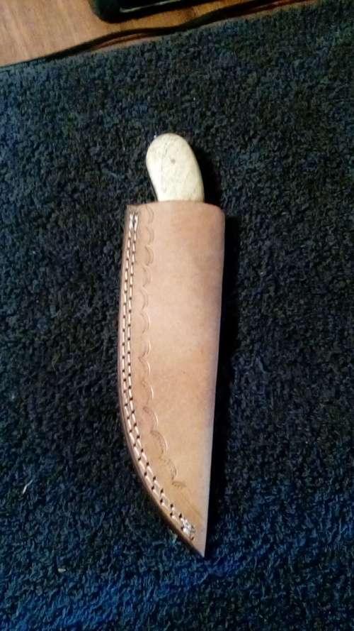 Hand Made Damascus Steel Knife