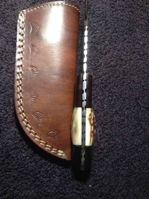 Hand Made Damascus Steel Skinning Knife