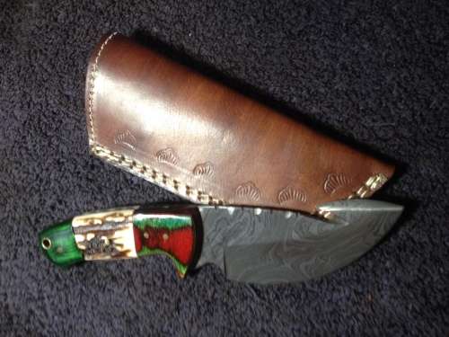 Hand Made Damascus Steel Skinning Knife