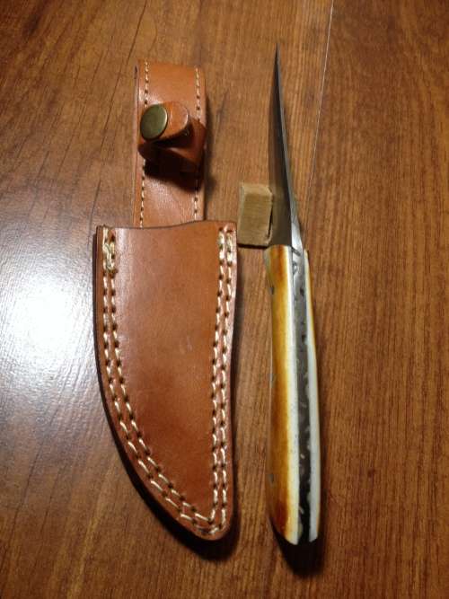 Hand Made Damascus Steel Hunting Knife-NO RESERVE AUCTION !!!