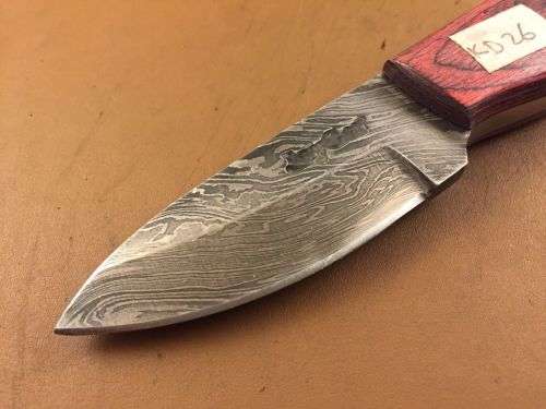 Hand Made Damascus Steel Hunting Knife-NO RESERVE AUCTION !!!
