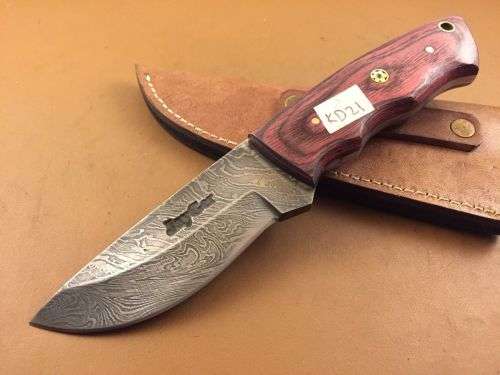 Hand Made Damascus Steel Hunting Knife-NO RESERVE AUCTION !!!