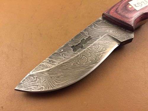 Hand Made Damascus Steel Hunting Knife-NO RESERVE AUCTION !!!