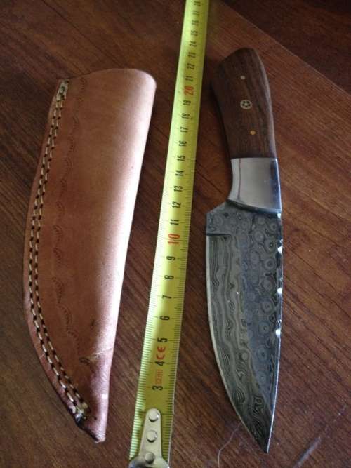 Hand Made Damascus Steel Hunting Knife-NO RESERVE AUCTION