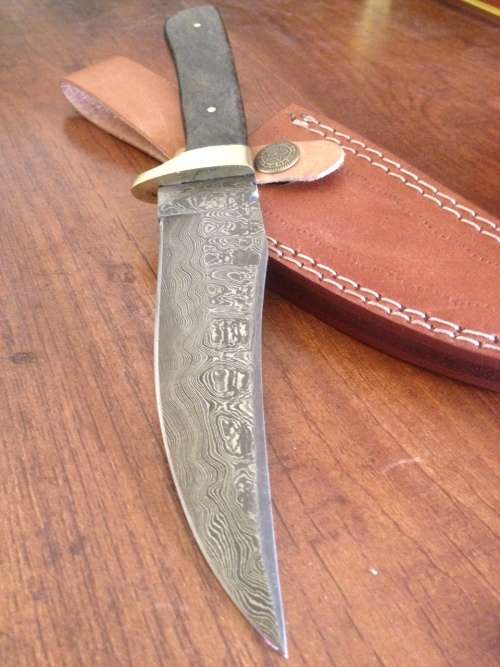 Handmade Damascus Steel Hunting Knife